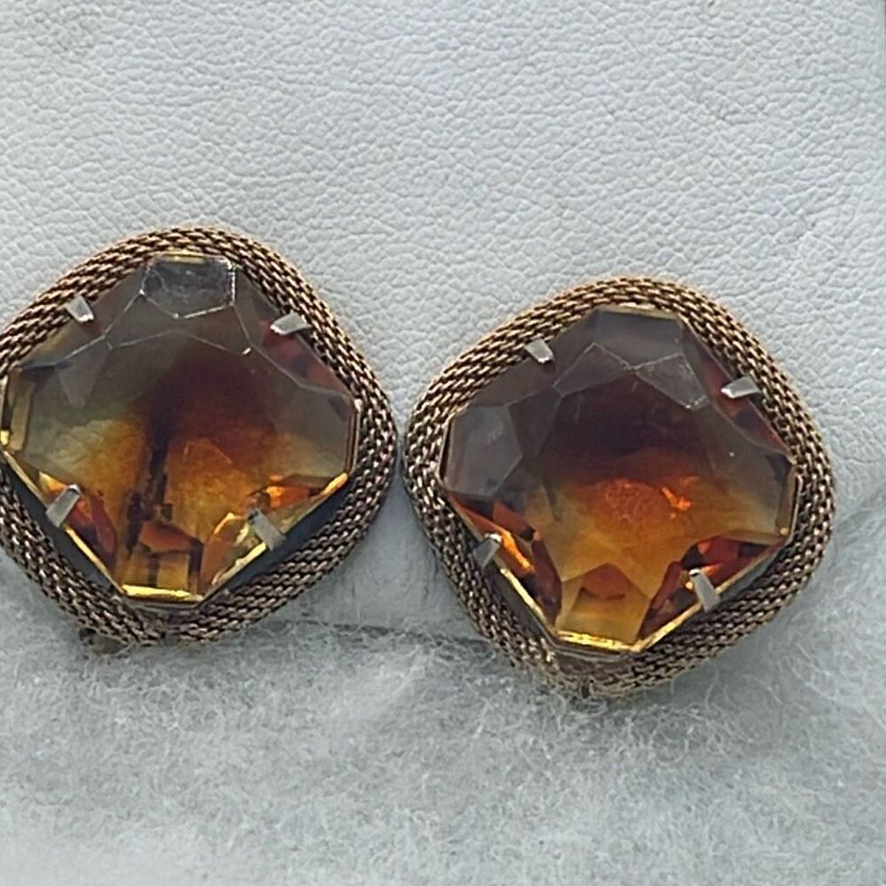 Vintage faceted glass clip earrings.